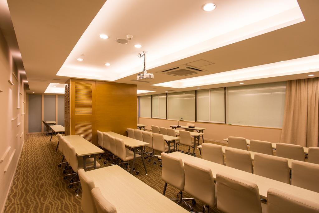 Ji Hotel Guangzhou Yuexiu Park Экстерьер фото